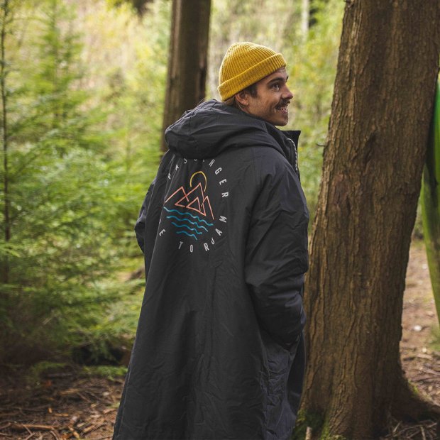 Exklusiver Passagier-nomadischer, Recycelter, Mit Sherpa Gefütterter Wickelmantel Schwarz