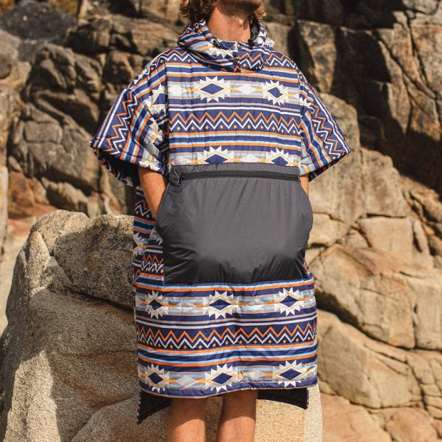 Passenger Exclusive Wild Recycling-Isolierpullover Wickelmantel Stargazer Navy