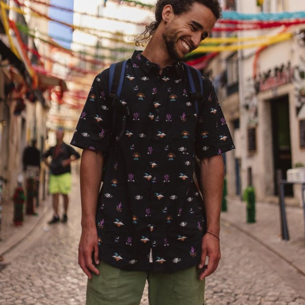 Beifahrer Exklusives Chill Kurzarmhemd Aus Bio-Baumwolle Joshua Tree Black