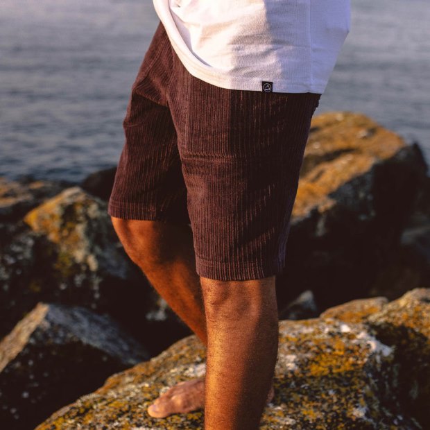 Passenger Exclusive Pine-Shorts Aus Recyceltem Baumwollcord In Rosine