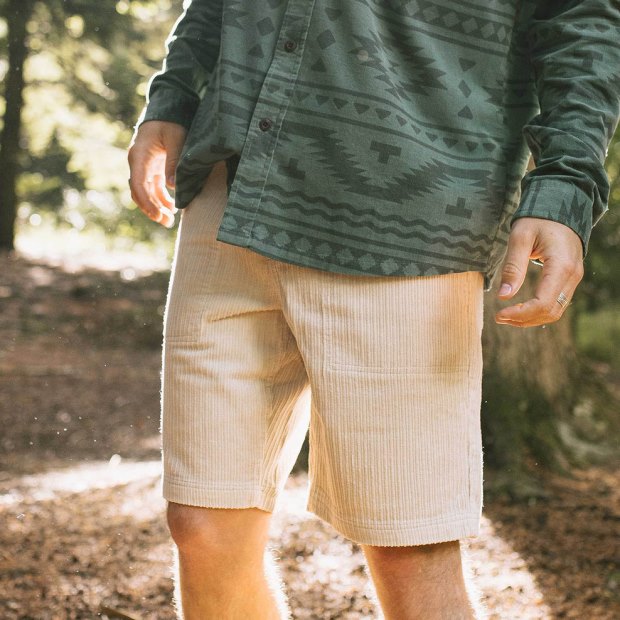 Passenger Exclusive Pine Shorts Aus Recyceltem Baumwollkord Feder