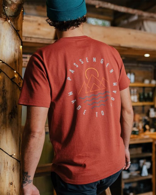 Passagiere Exklusives Escapism T-shirt Aus Recycelter Baumwolle Feuerrot