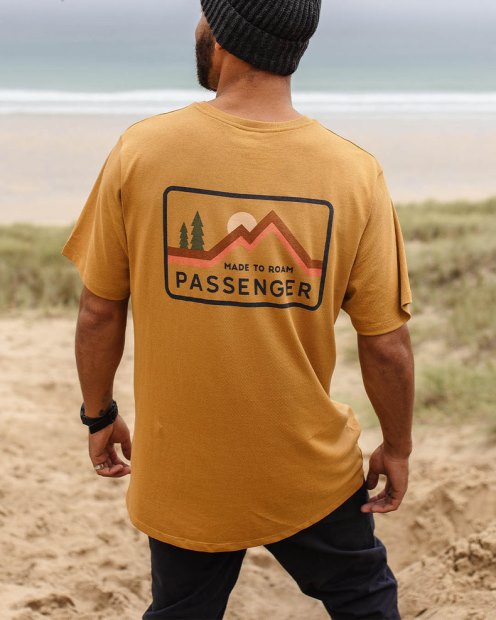Passagiere Exklusiv Made To Roam T-shirt Aus Recycelter Baumwolle Staubocker