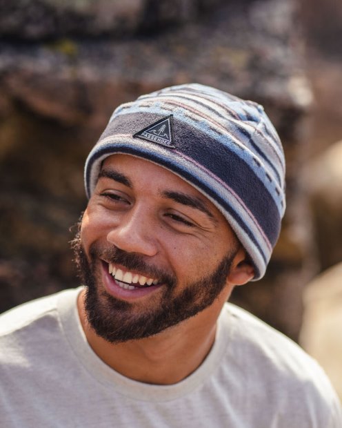 Exklusiver Wanderer Recycelte Polarbeanie Deep Navy Vintage Geo