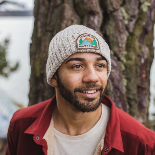 Exklusive Katira-Rippstrickmütze Für Passagiere In Haferflocken