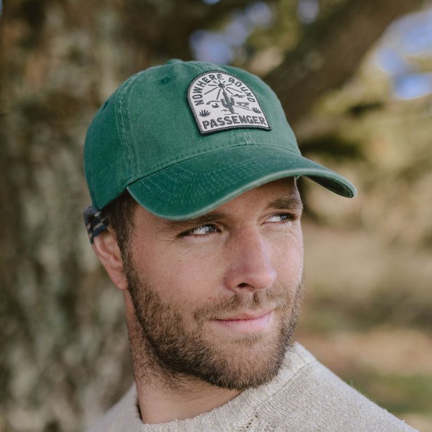 Exklusive Passagierkappe Aus Recycelter Baumwolle In Dunklem Ivy