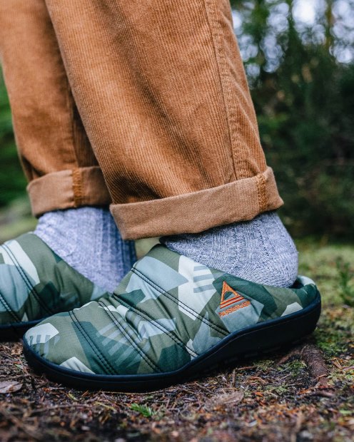 Exklusiver Sozius-Slipper Mit Tannenbaum-Tarnmuster