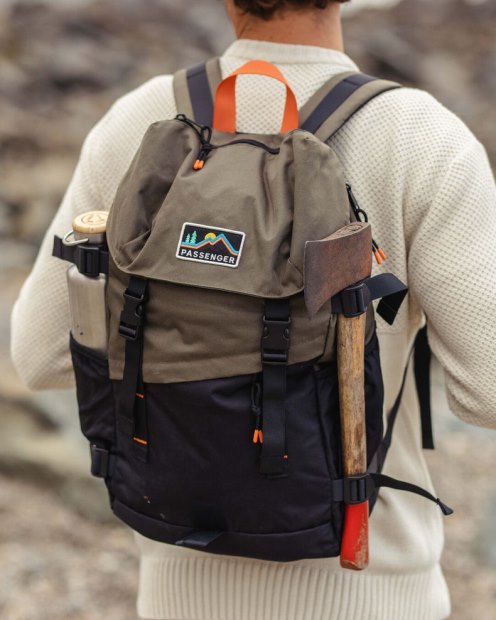 Passenger Exclusive Boondocker Recycelter 26-l-Rucksack Schwarz/khaki