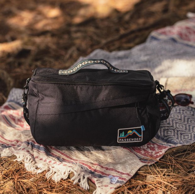 Passenger Exclusive 8er-Pack Recycling-Kühltasche Schwarz
