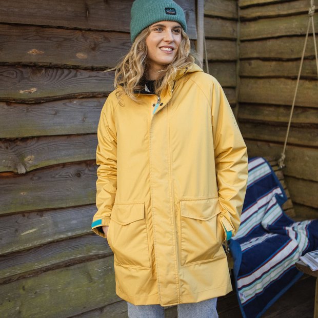 Passenger Exclusive Pacific Recycelte Wasserdichte Jacke Ockergelb