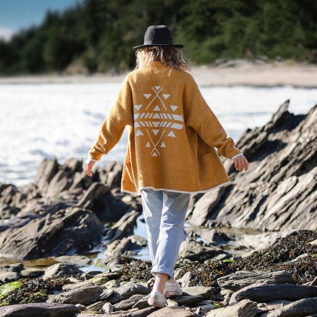 Passenger Exclusive West Coast Cardigan Sunset Yellow