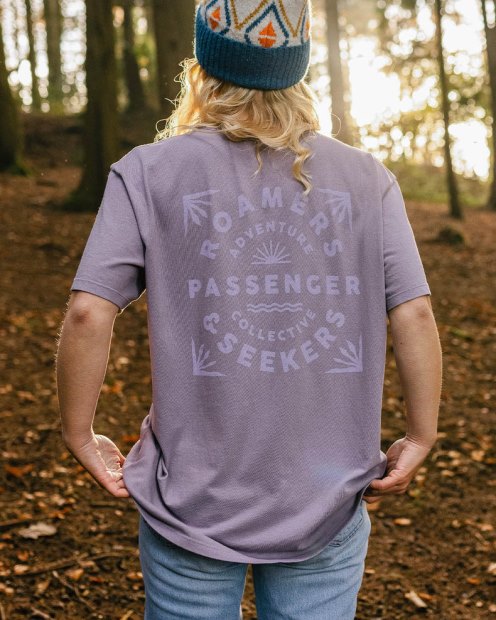 Passenger Exclusive Roamers And Seekers übergroßes T-Shirt Aus Recycelter Baumwolle In Staubflieder