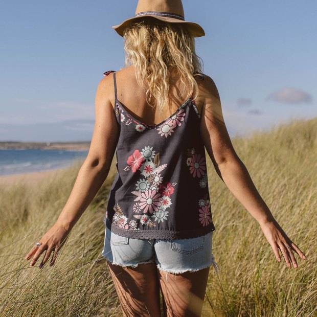 Cascade-Cami, Exklusiv Für Passagiere, Black Flower Burst