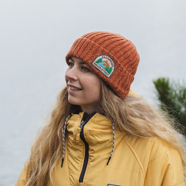 Passenger Exclusive Katira Rippstrickmütze Picante Rot