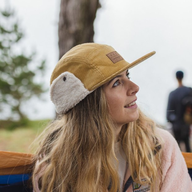 Passenger Exclusive Tageshut Mit Sherpa-Futter, Sandbraun